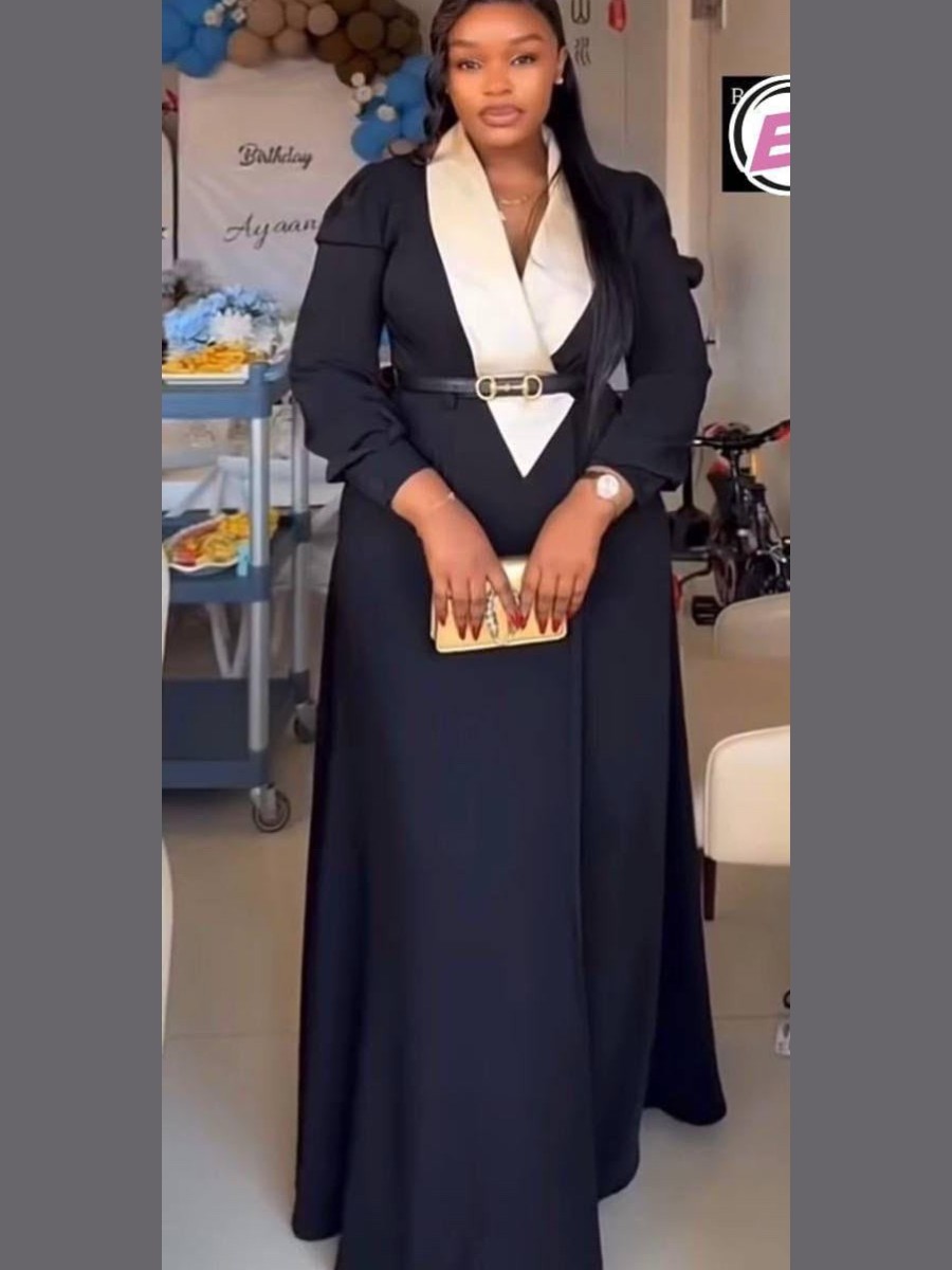 Navy coat dress with an ivory shawl collar