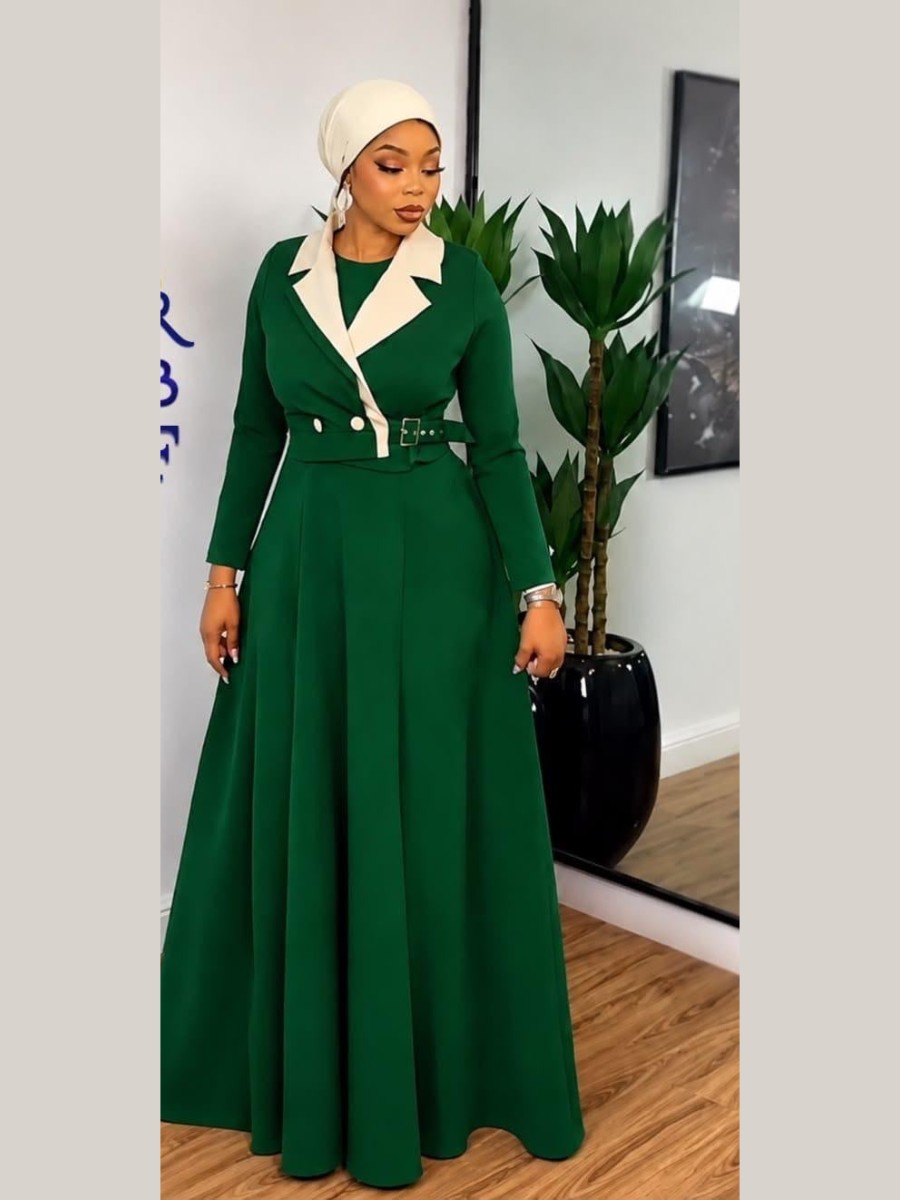 Manteau-robe vert sapin à col châle ivoire